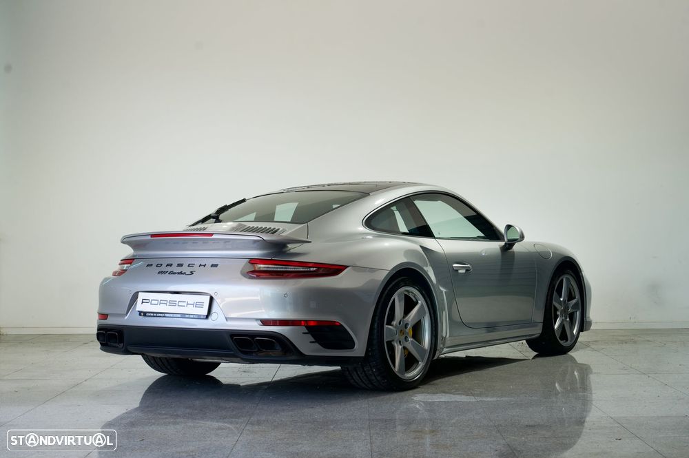 Porsche 911 (991) Turbo S PDK - 3