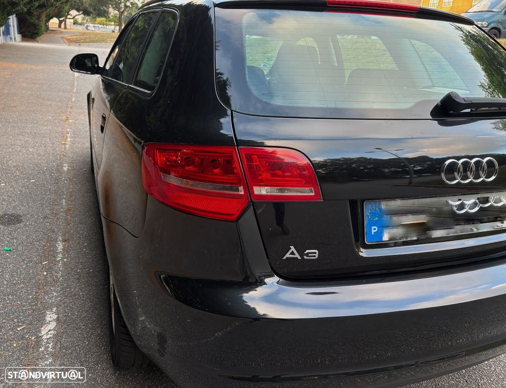 Audi A3 Sportback 1.6 TDI Attraction Business Line - 22