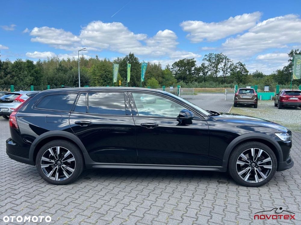 Volvo V60 Cross Country D3 Geartronic Momentum - 8