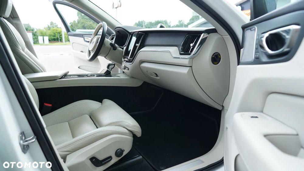 Volvo XC 60 D4 AWD Inscription - 7