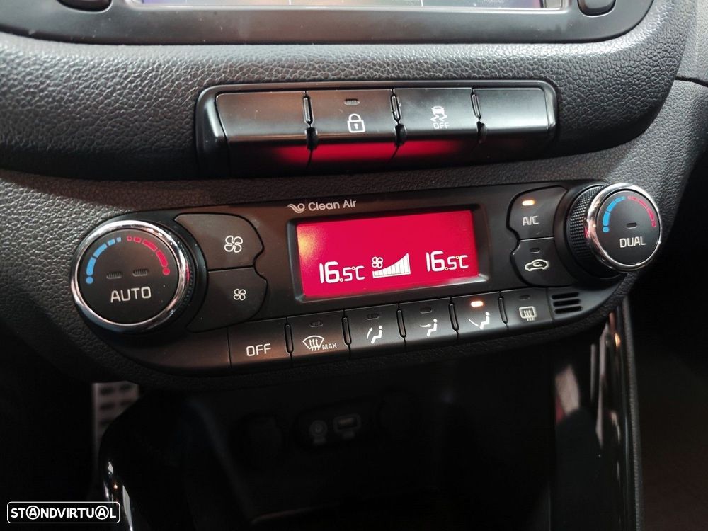 Kia Ceed SW 1.6 CRDi GT Line - 21