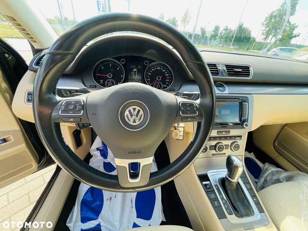Volkswagen Passat 2.0 Blue TDI DSG SCR Highline - 20