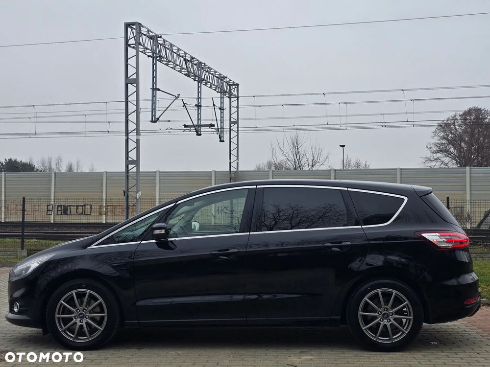 Ford S-Max 2.0 TDCi 4WD Titanium PowerShift - 7