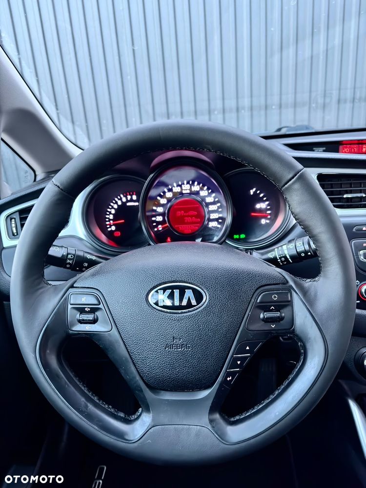 Kia Ceed 1.4 CVVT LX - 15