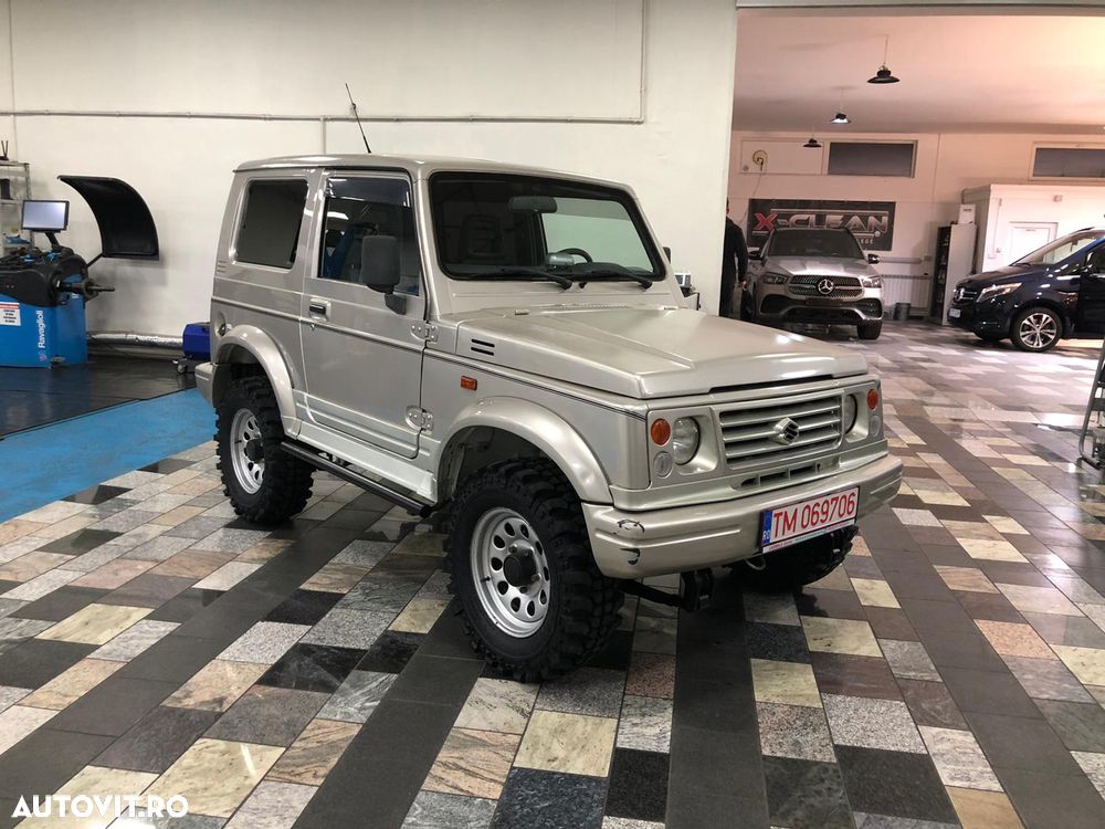 Suzuki Samurai - 8