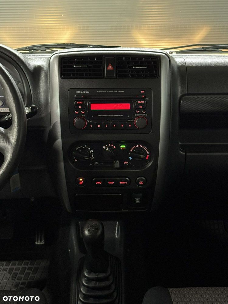 Suzuki Jimny - 14