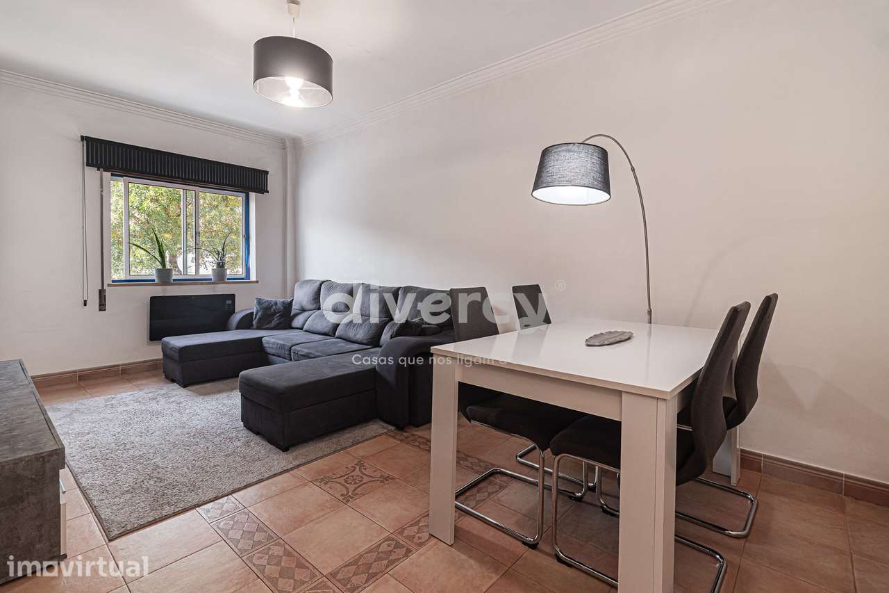 APARTAMENTO T3 COM TERRAÇO, SUÍTE E CHURRASQUEIRA - Grande imagem: 5/40