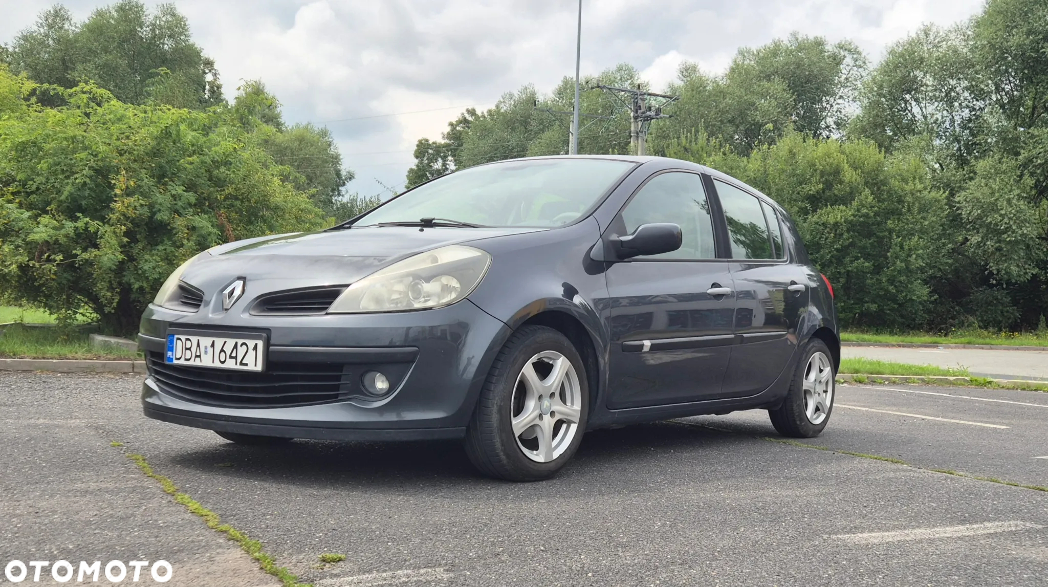 Renault Clio - 23