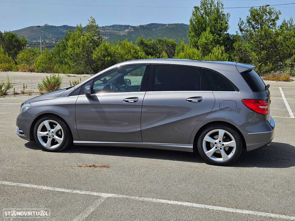 Mercedes-Benz B 180 - 7