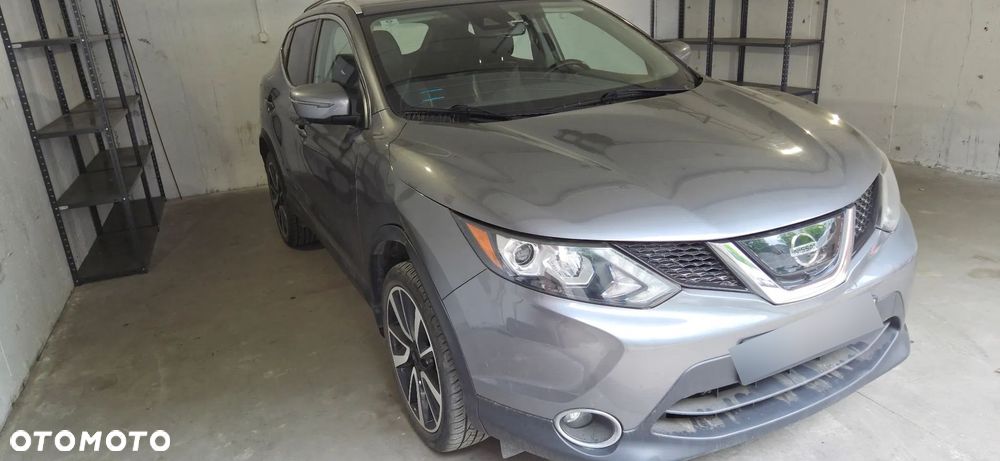 Nissan Qashqai - 1