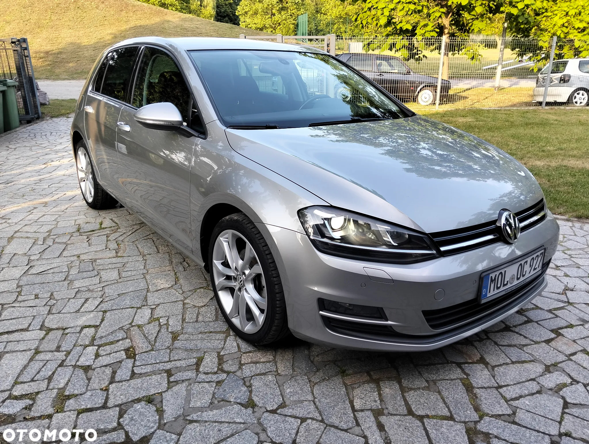 Volkswagen Golf VI 1.6 TDI Highline - 12