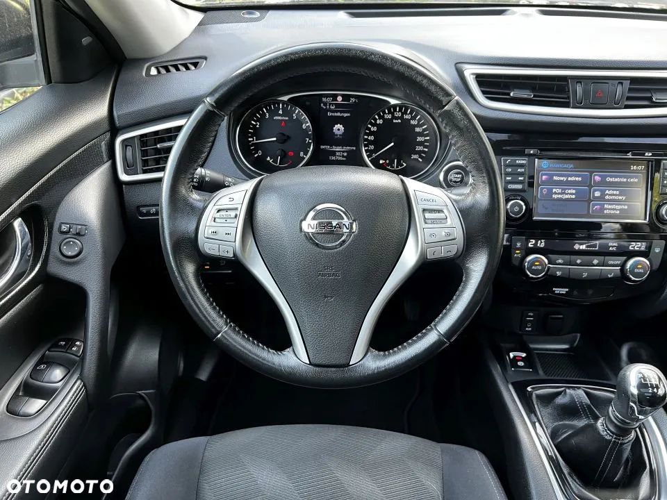 Nissan X-Trail 1.6 DIG-T Tekna 2WD 7os - 16