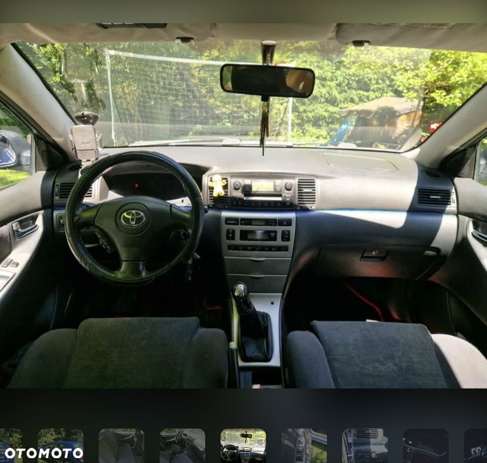 Toyota Corolla - 5