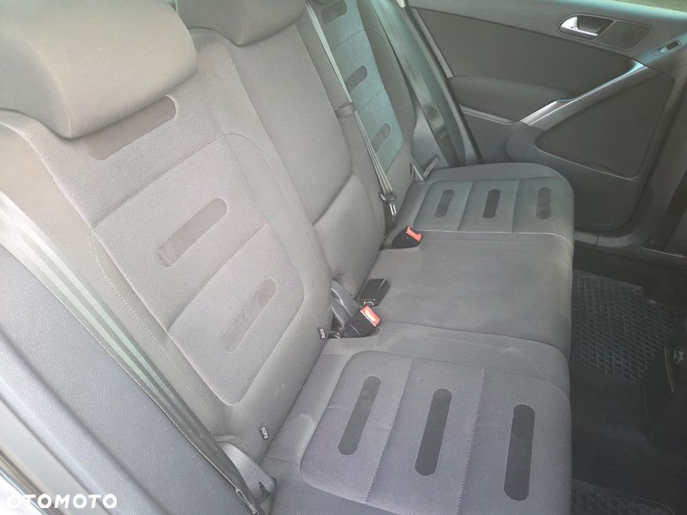 Volkswagen Tiguan - 18