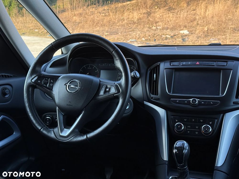 Opel Zafira - 6