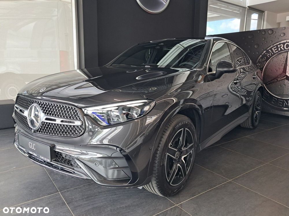 Mercedes-Benz GLC - 4