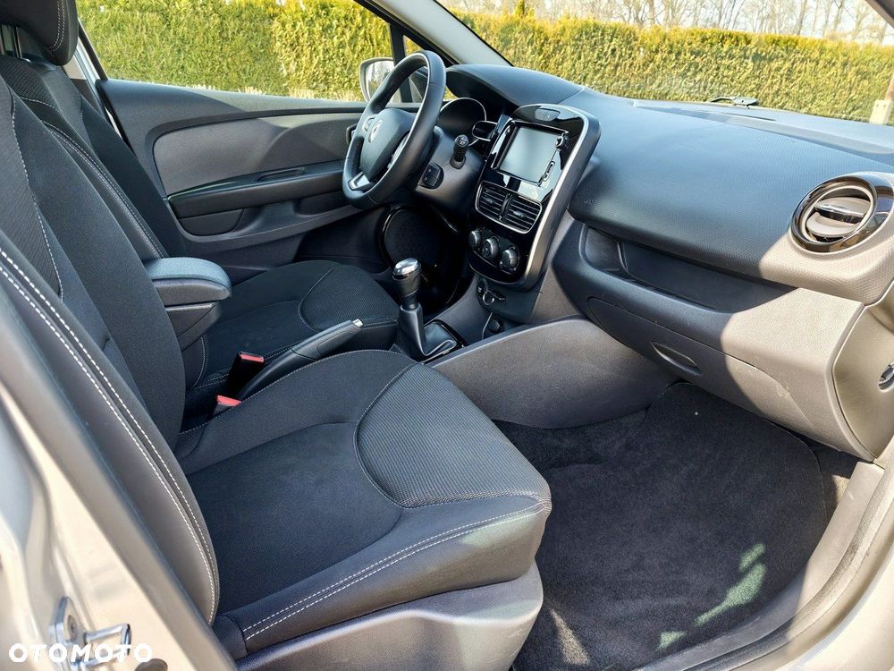 Renault Clio - 12