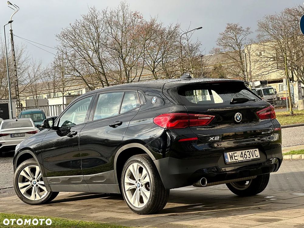 BMW X2 sDrive18i Advantage - 4