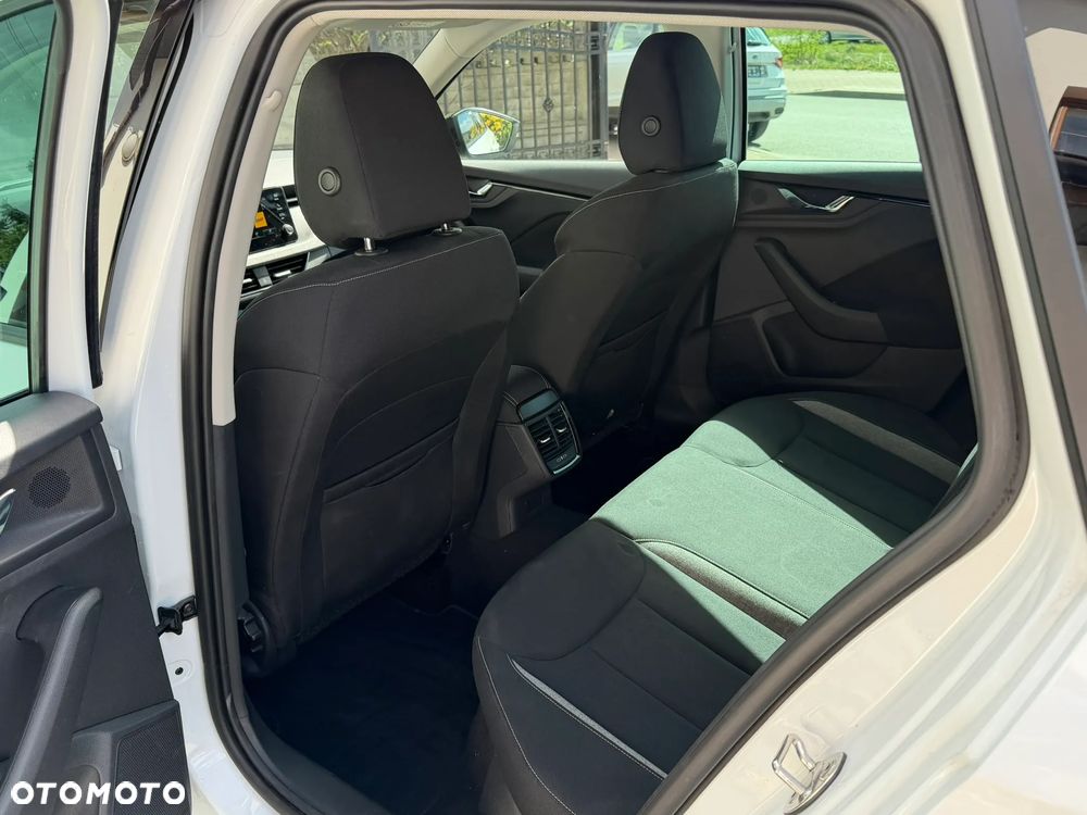 Skoda Kamiq 1.0 TSI Selection - 12