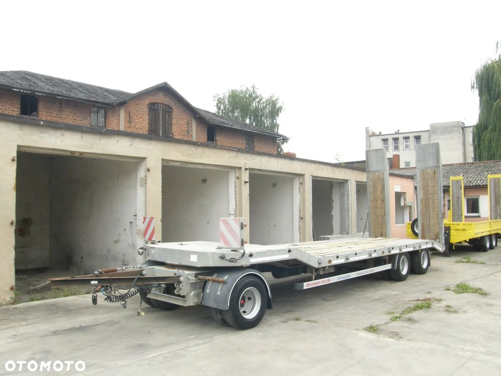 Möslein TA3 2020 3 osiowa przyczepa niskopodwoziowa z Niemiec - 6