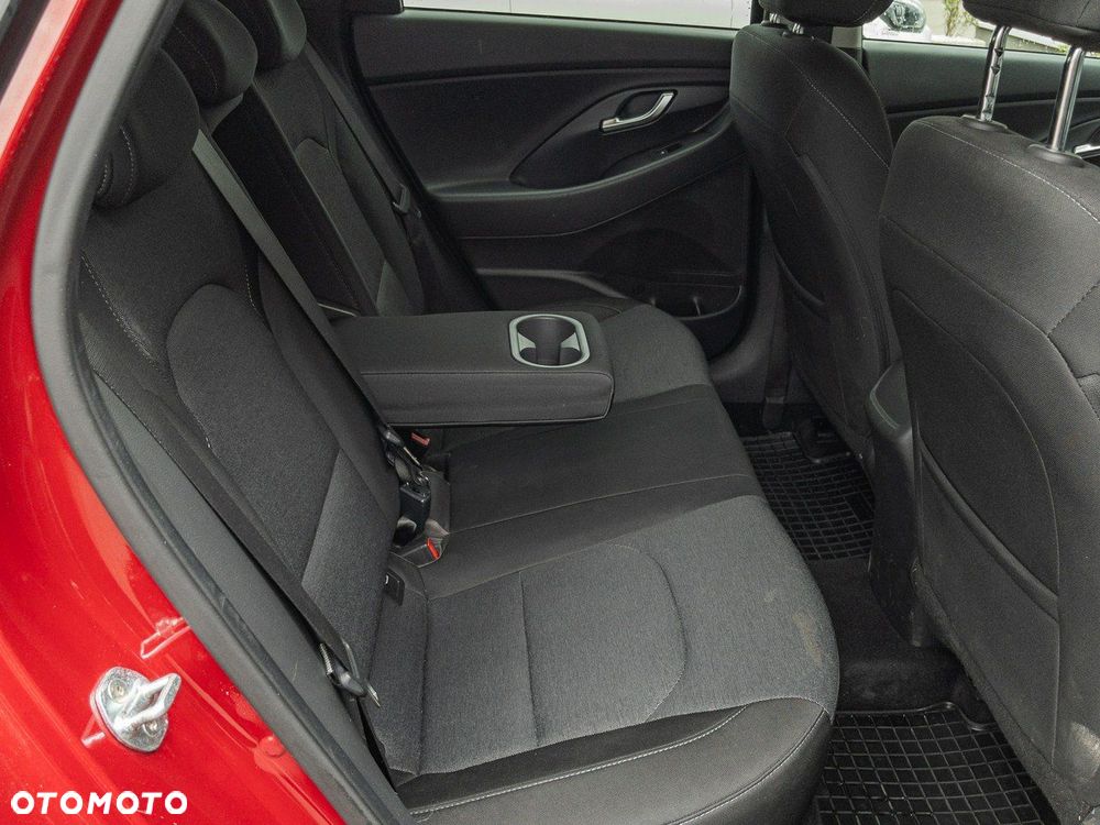 Hyundai i30 - 23