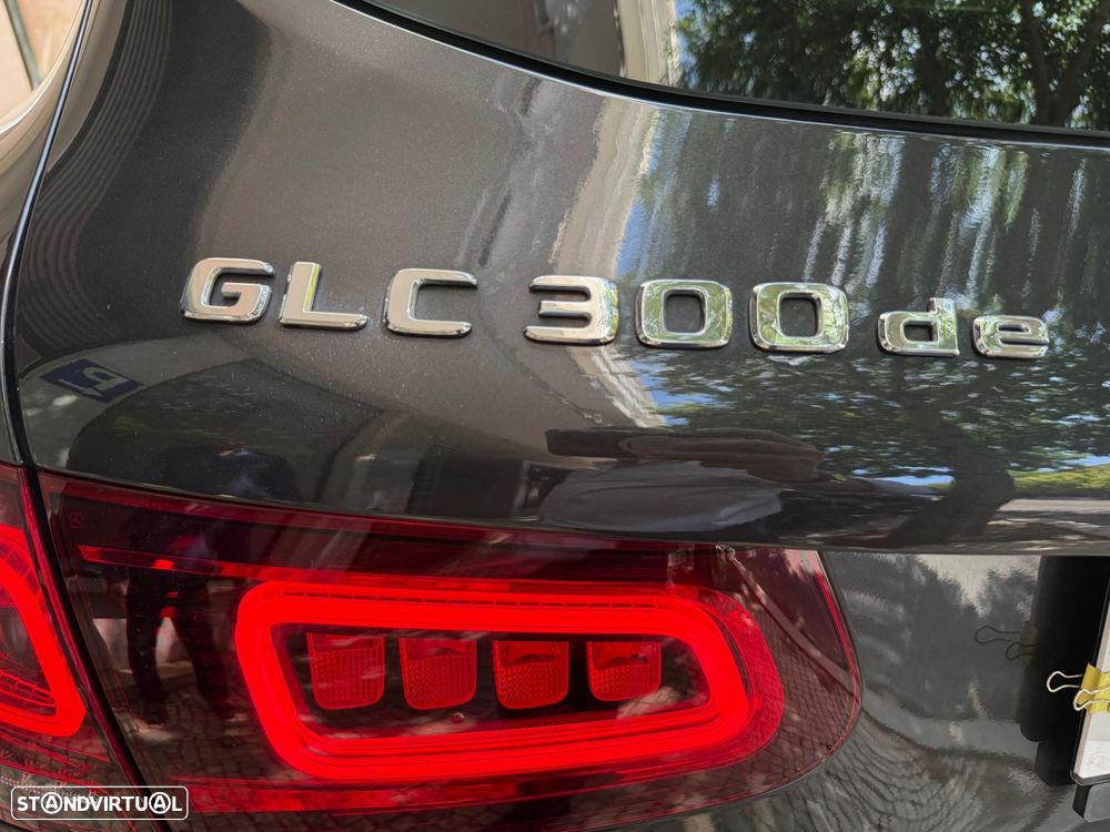 Mercedes-Benz GLC 300 de 4Matic 9G-TRONIC - 9