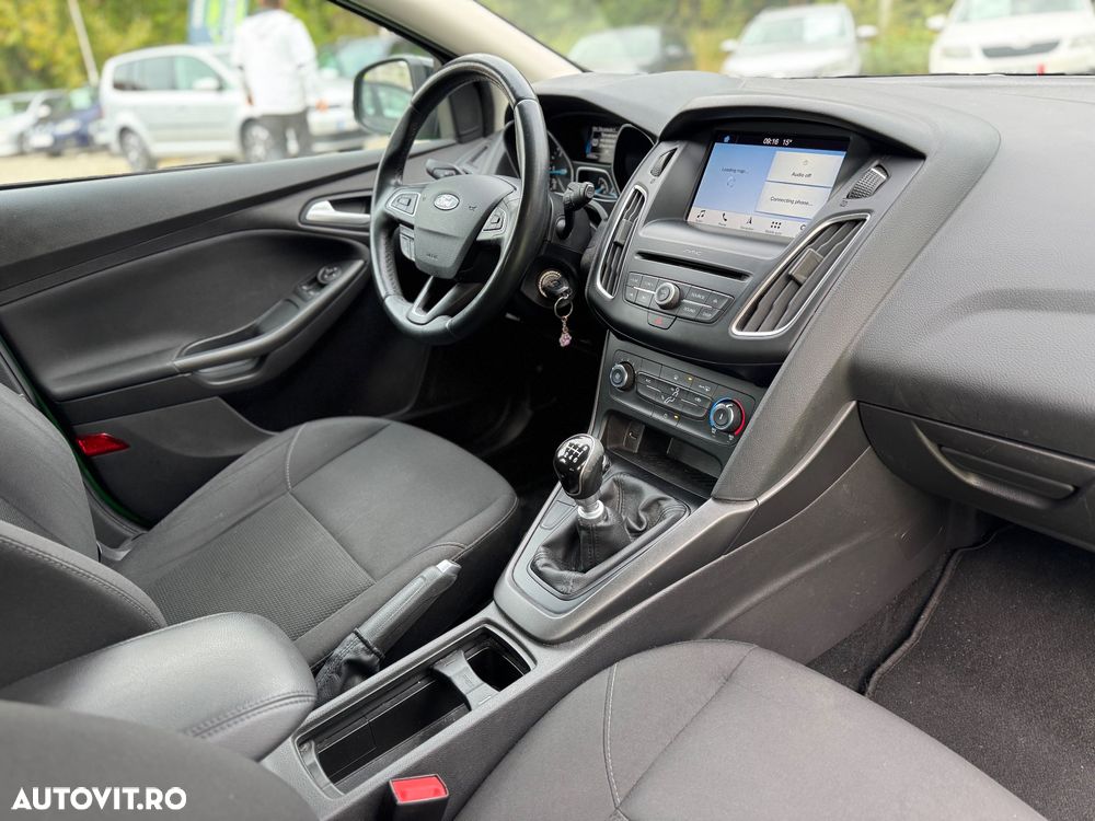 Ford Focus - 6