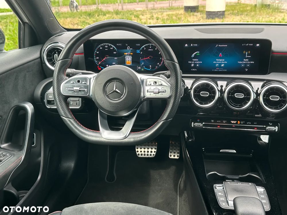 Mercedes-Benz Klasa A 200 AMG Line 7G-DCT - 18