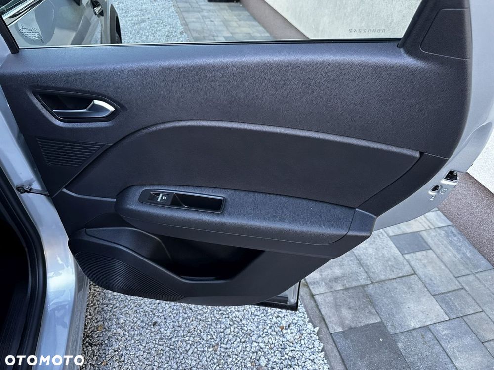 Renault Captur E-TECH Full 145 TECHNO - 16