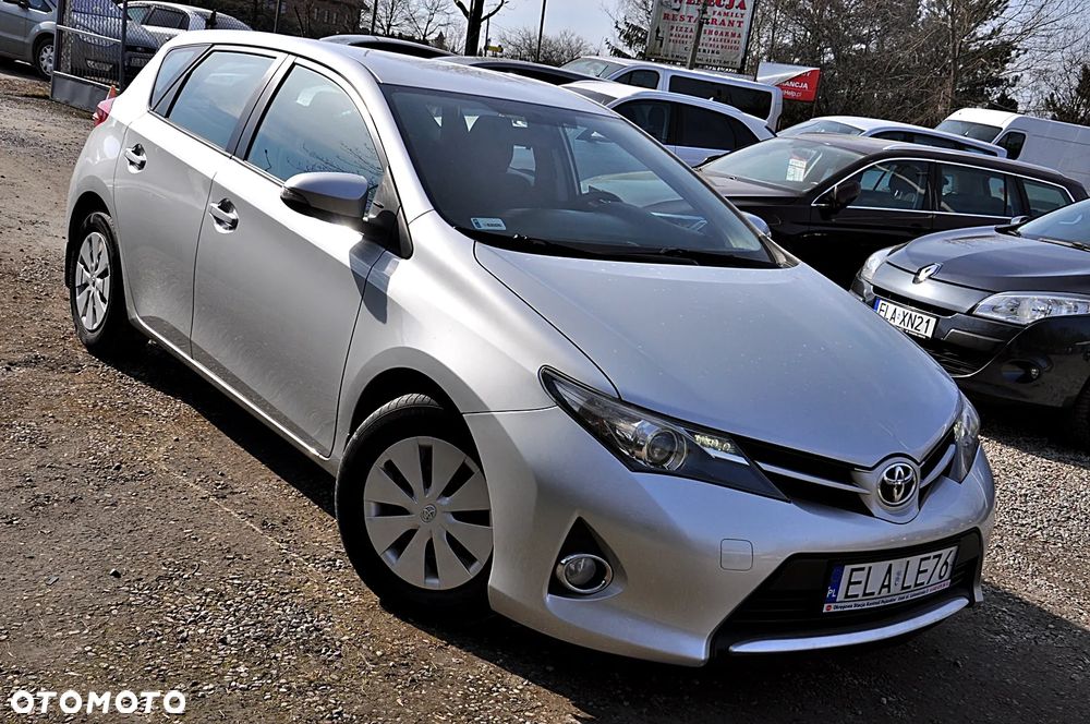 Toyota Auris 1.4 D-4D Luna - 6