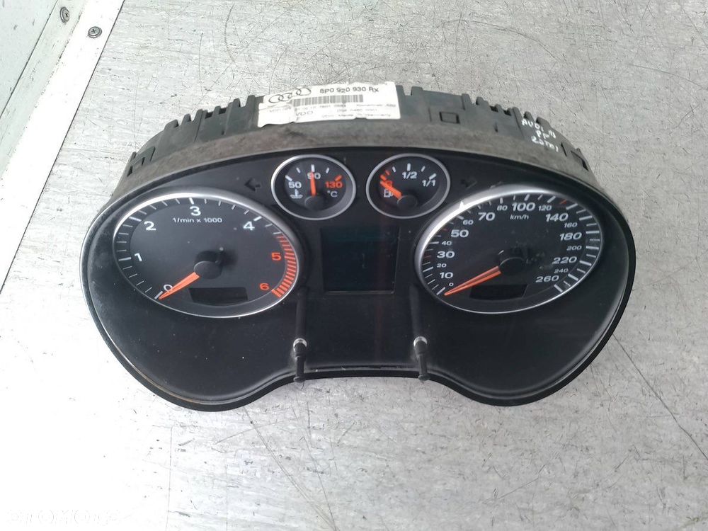 LICZNIK AUDI A3 ( 8P1 ) 8P0920930RX 2.0 TDI - 6