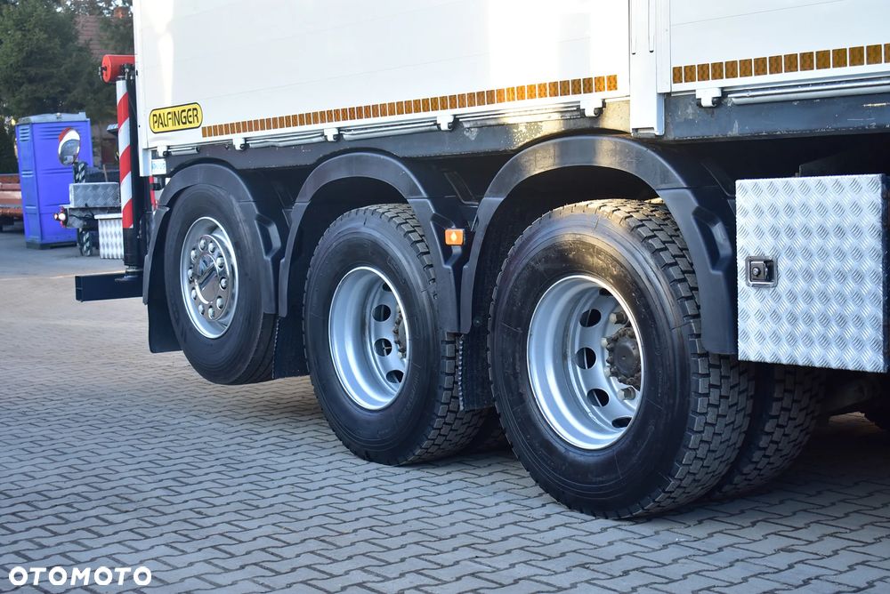 Volvo FM 420 EEV 8x4 Tridem/ Skrzynia 7.30m. + Palfinger PK 27001 EH / Pilot/ 22 m. / 5 i 6 Funkcja/ Rotator / Sprowadzony z Austrii ! - 35