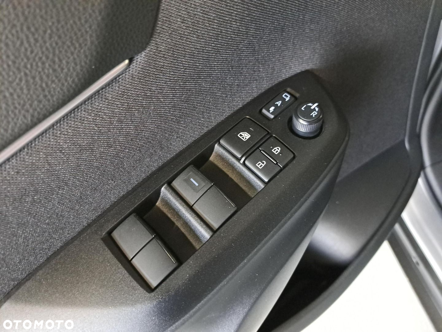 Toyota Yaris Cross Hybrid 1.5 Style - 33