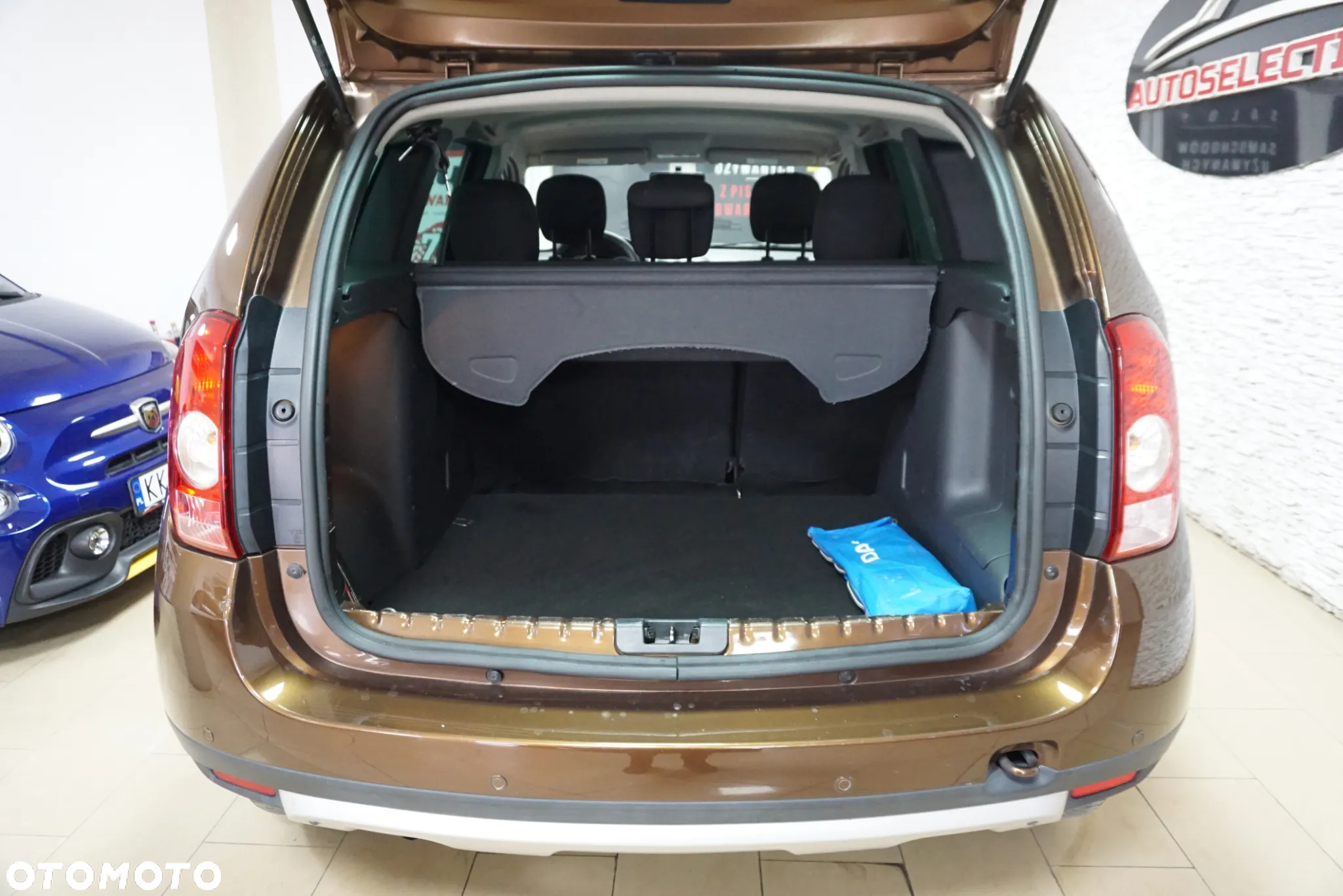 Dacia Duster 1.6 16V 4x2 Laureate - 16