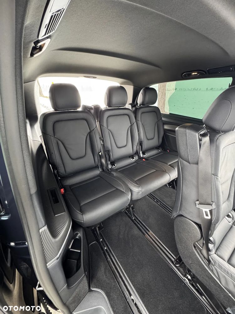 Mercedes-Benz Klasa V 300 d extralang 4Matic 9G-TRONIC Avantgarde Edition Edition 2023 - 27