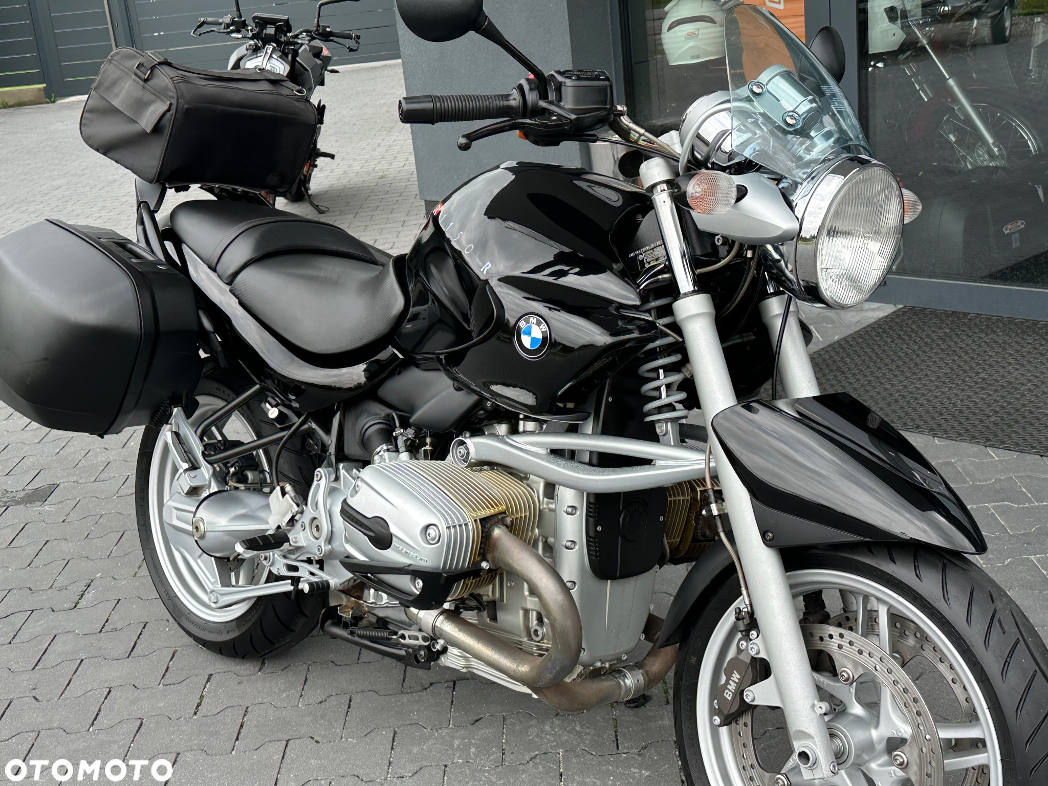 BMW R - 18