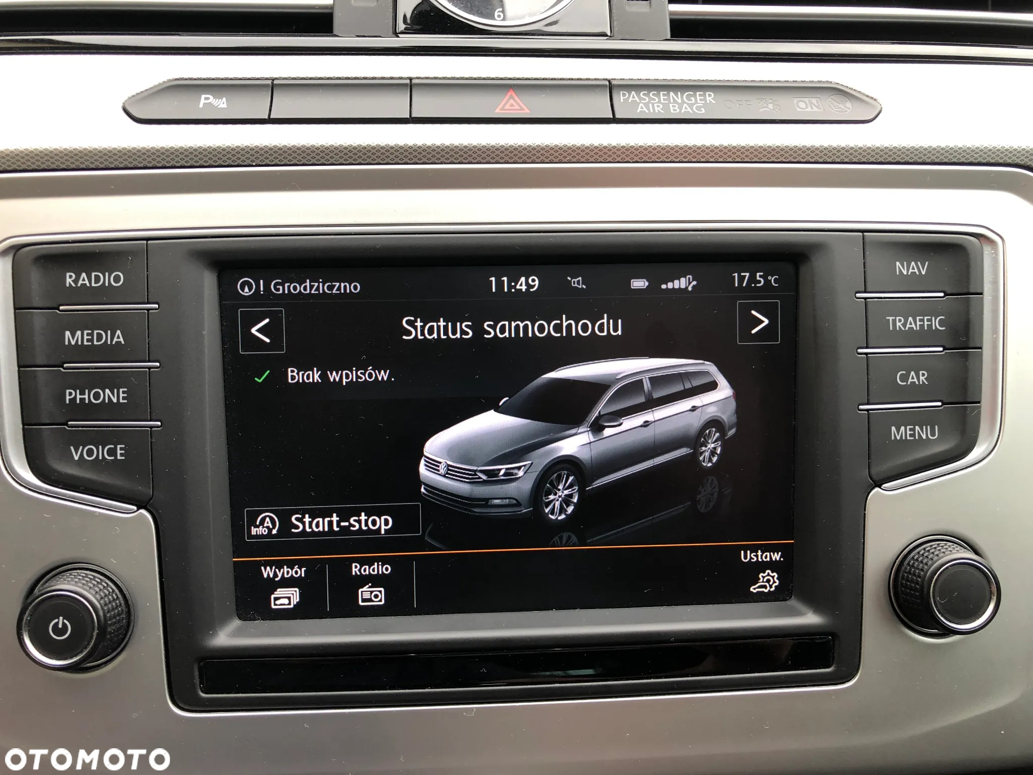 Volkswagen Passat - 16
