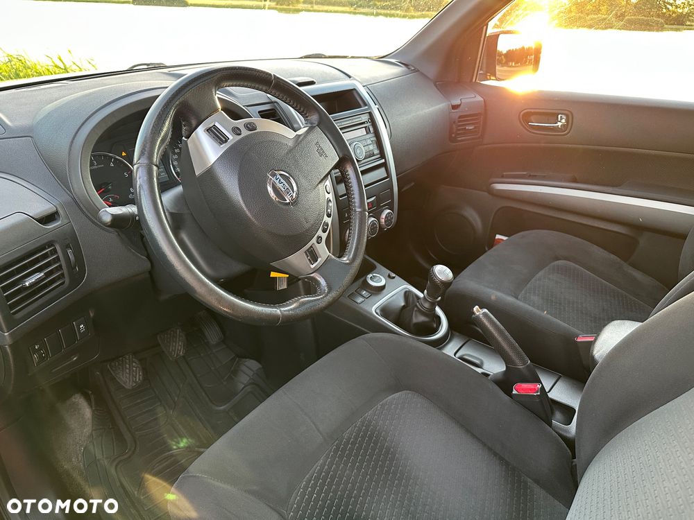 Nissan X-Trail 2.0 dCi SE - 10