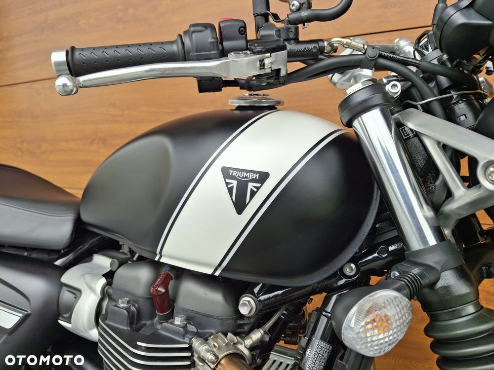 Triumph Speed Twin - 13