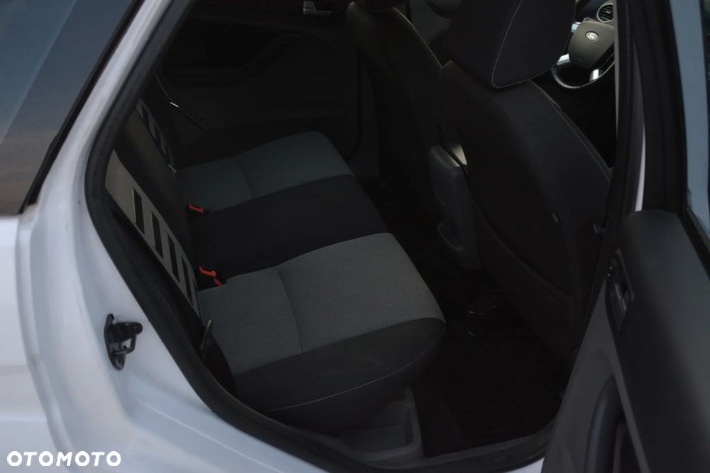 Ford Focus 2.0 TDCi DPF Trend - 16