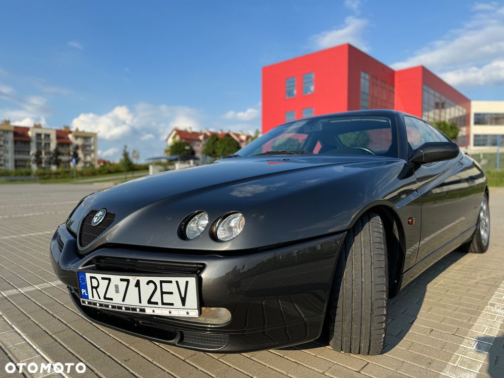 Alfa Romeo GTV 3.0 V6 - 3