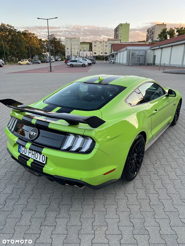 Ford Mustang 5.0 V8 GT - 19