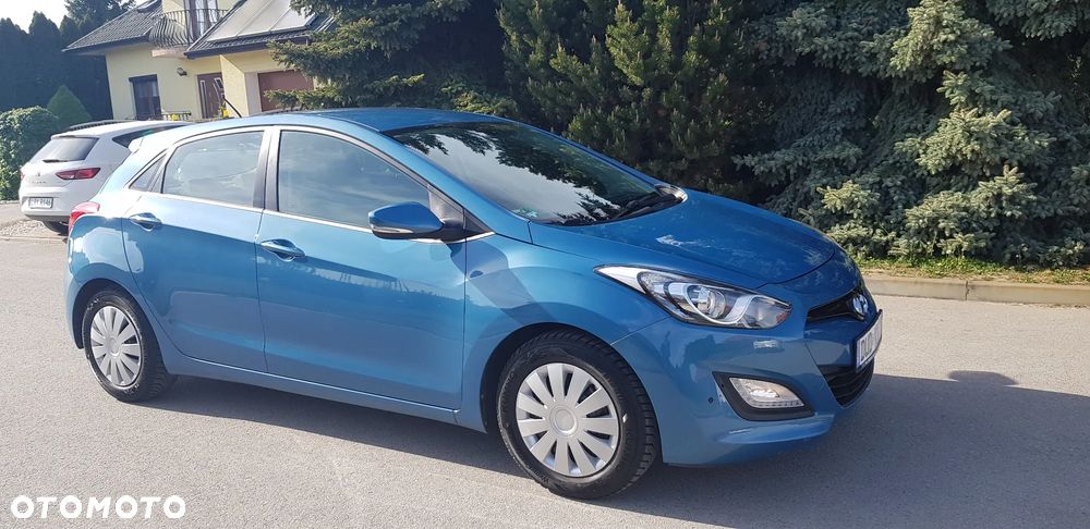 Hyundai i30 1.4 Trend - 9