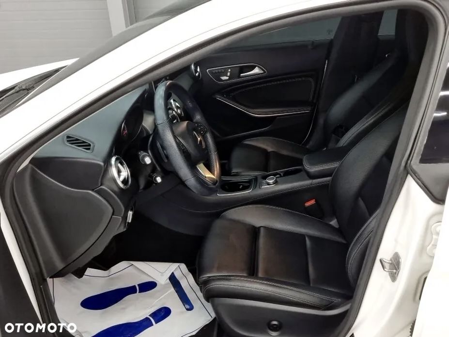 Mercedes-Benz CLA - 6