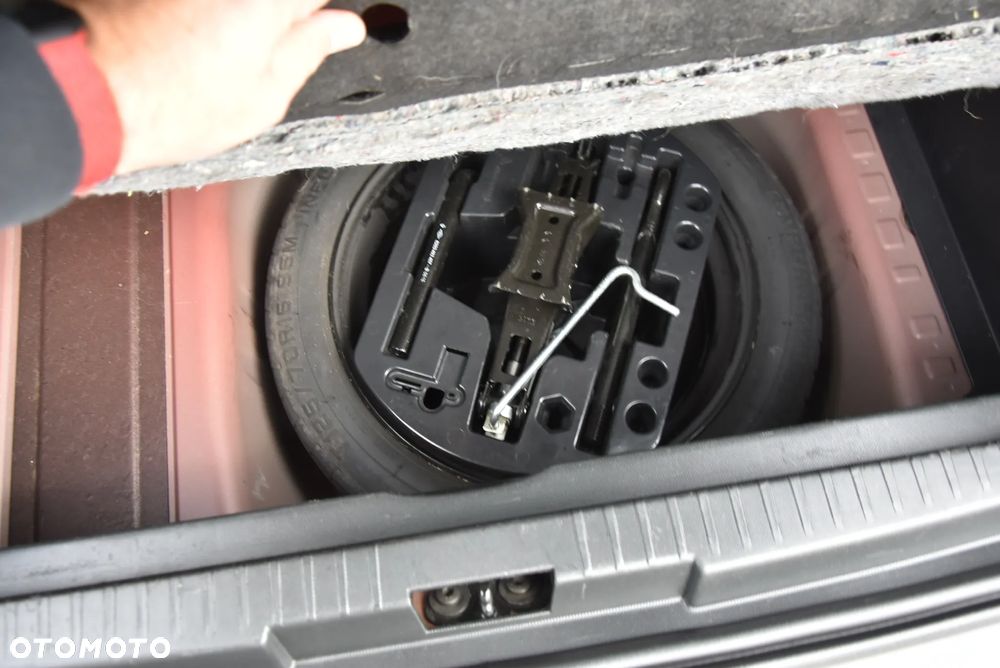 Renault Captur 1.2 Energy TCe Limited EDC - 40