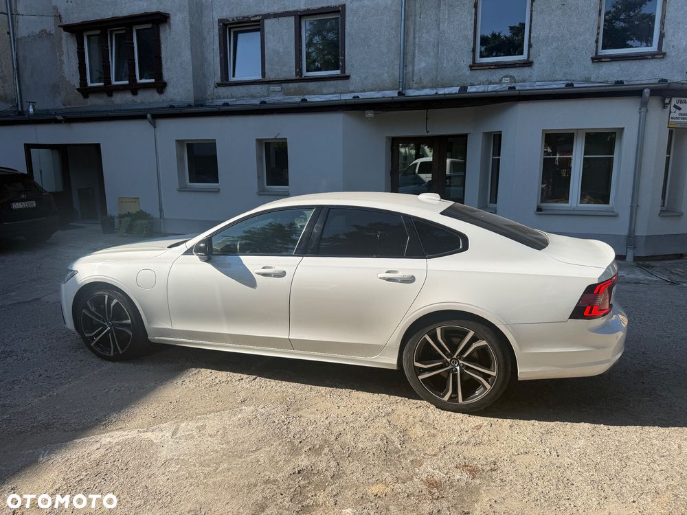 Volvo S90 - 2