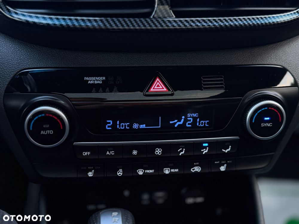 Hyundai Tucson blue 2.0 CRDi 4WD Premium - 19