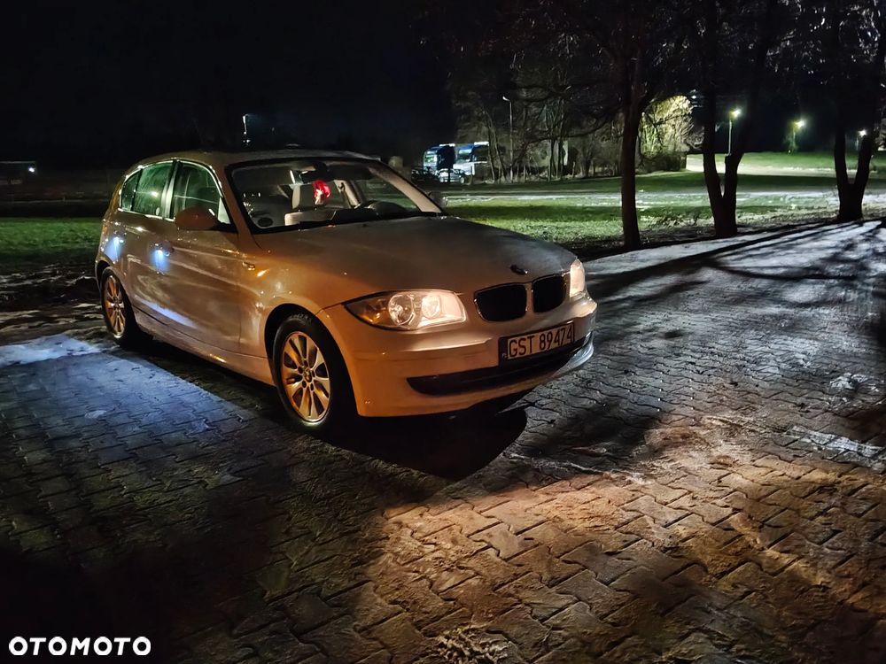 BMW Seria 1 - 21