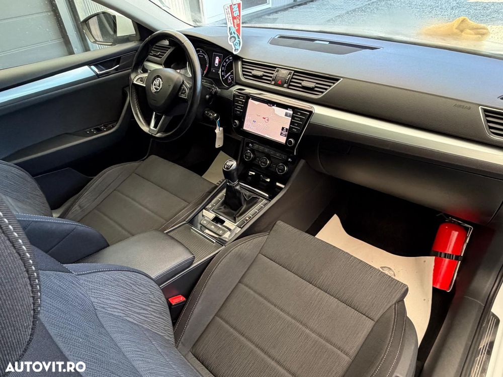 Skoda Superb 1.6 TDI Ambition - 10