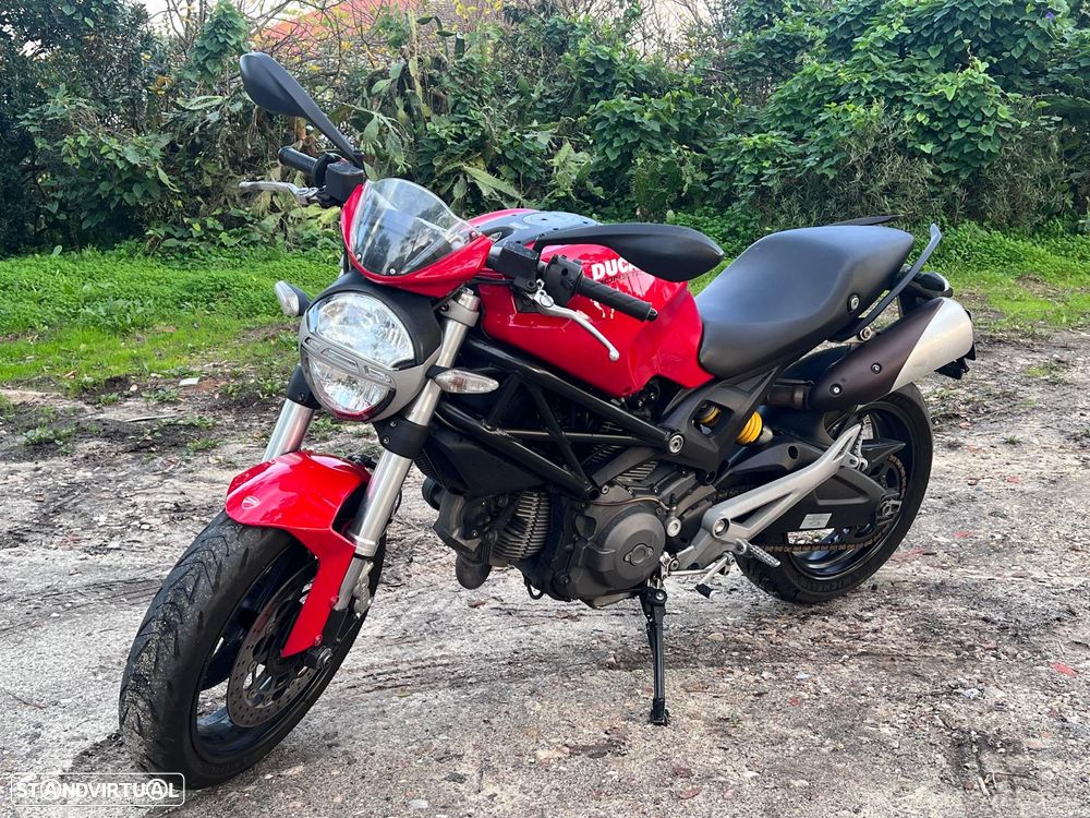 Ducati Monster - 1